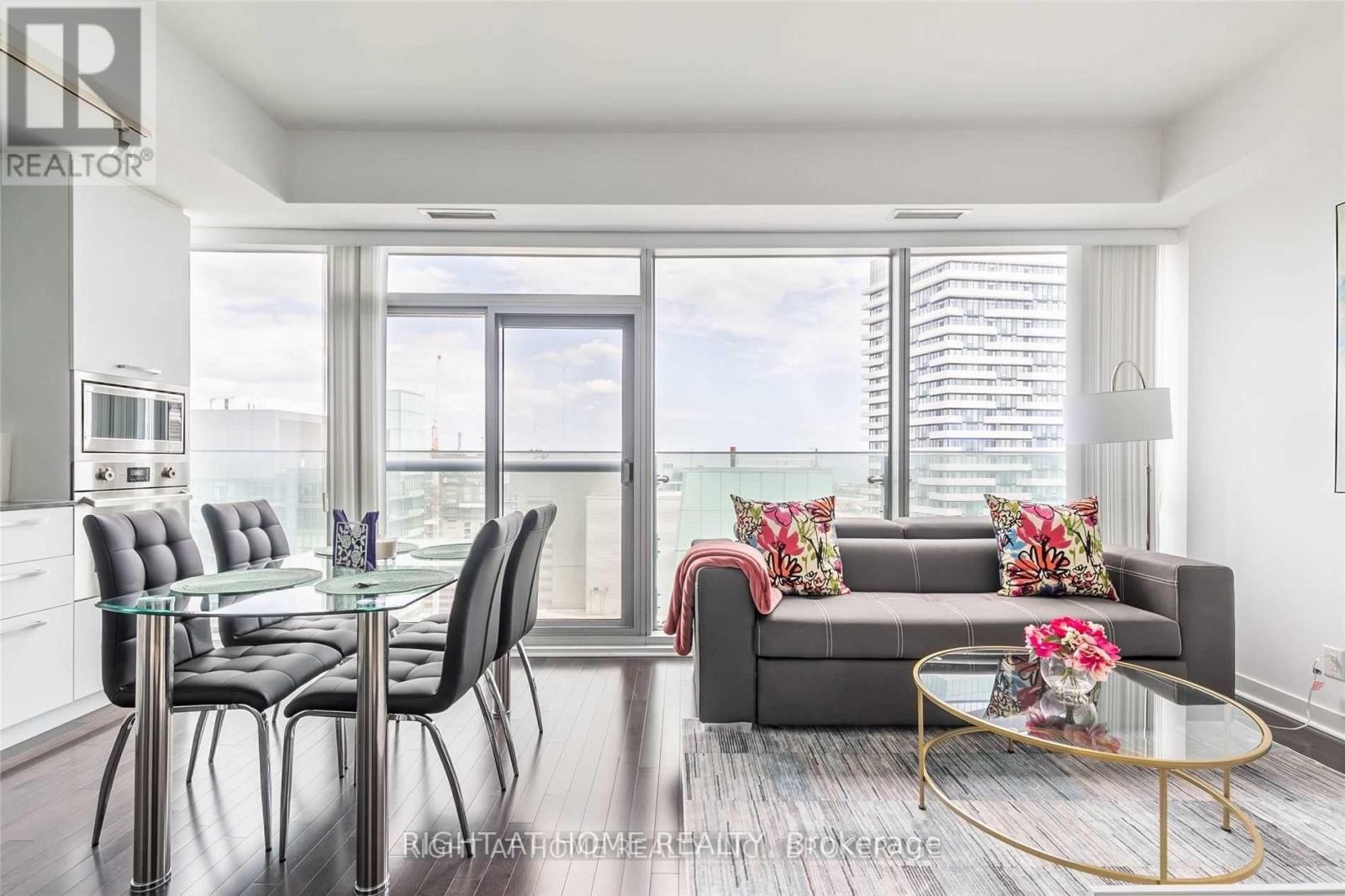 5512 - 14 YORK STREET, Toronto, Ontario