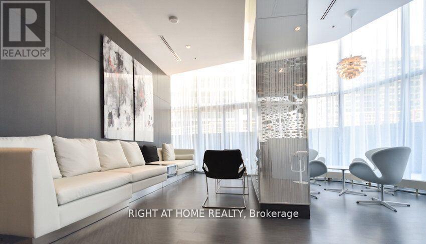 4702 - 12 York Street, Toronto, Ontario  M5J 0A9 - Photo 23 - C12494550