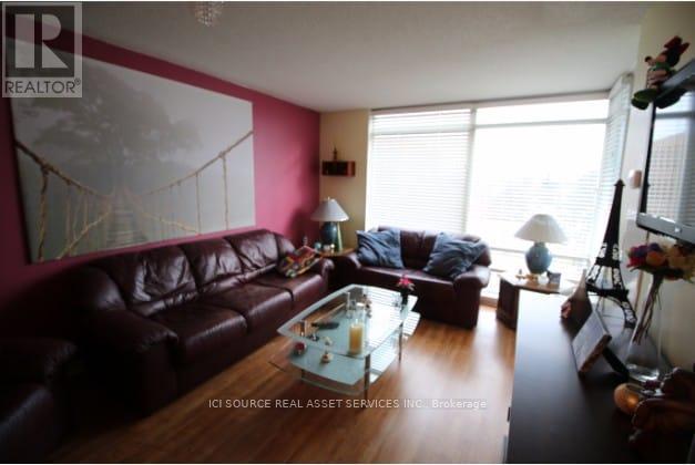 408 - 3840 Bathurst Street, Toronto, Ontario  M3H 6C6 - Photo 2 - C12494570