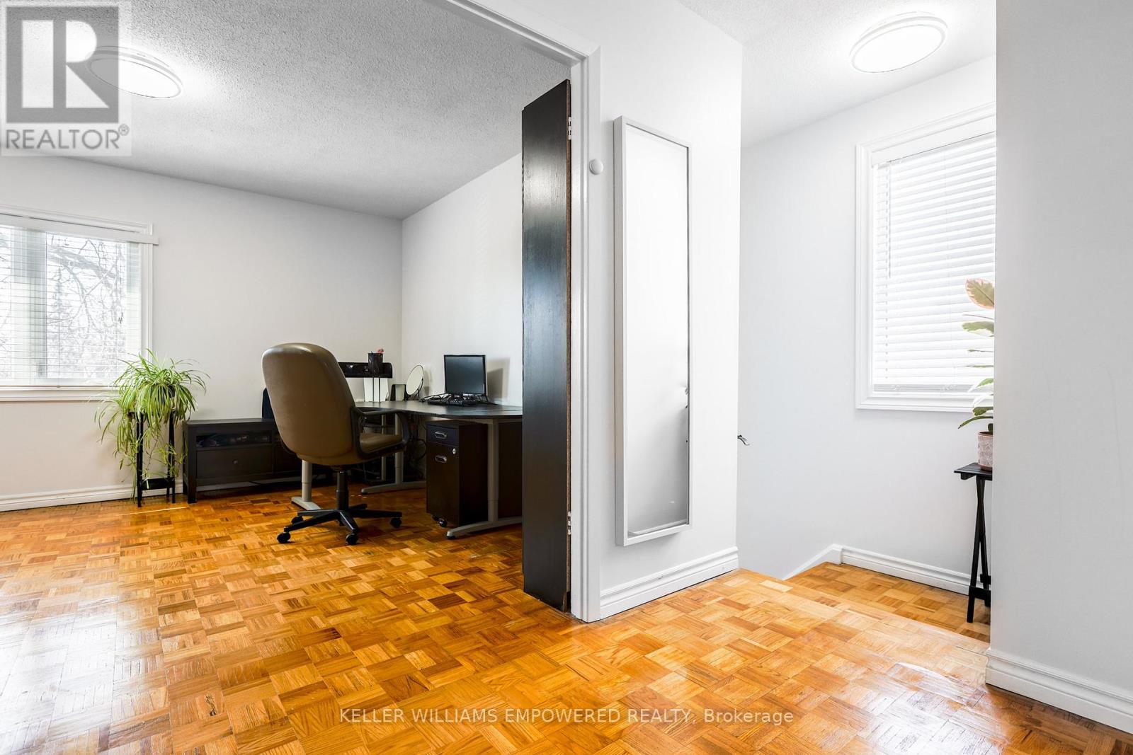 199 Hollyberry Trail, Toronto, Ontario  M2H 2P3 - Photo 14 - C12494576