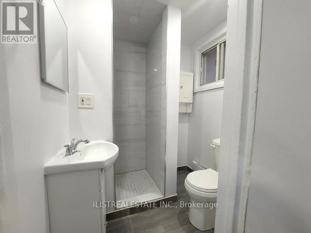 Main Fl - 2143 Gerrard Street E, Toronto, Ontario  M4E 2C1 - Photo 8 - E12494552