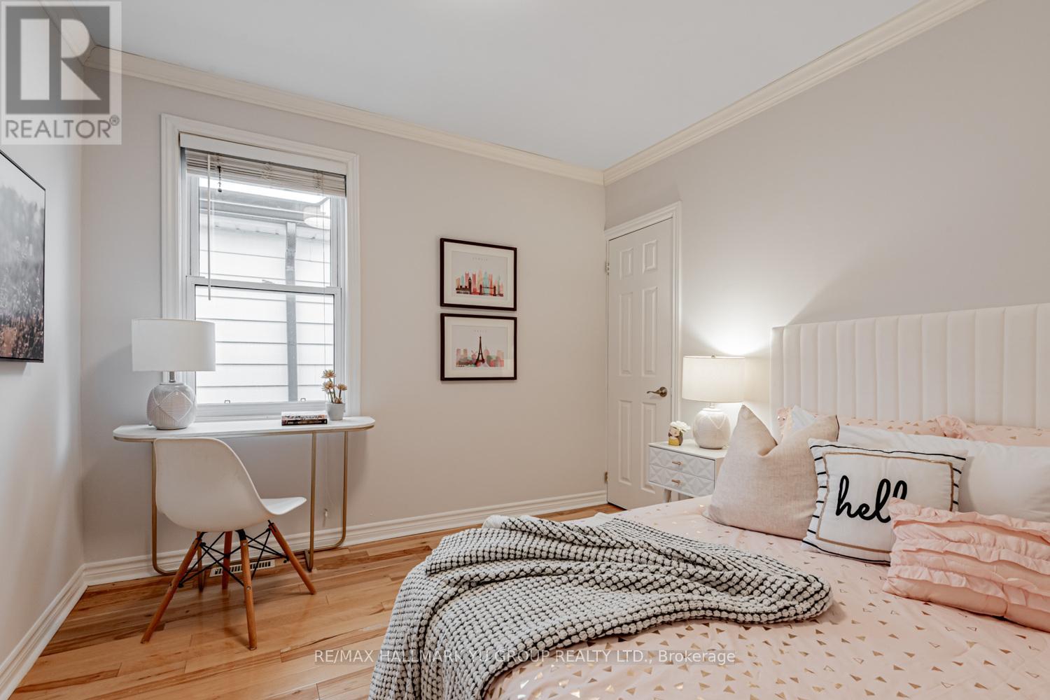 402 Milverton Boulevard, Toronto, Ontario  M4J 1V9 - Photo 13 - E12494554