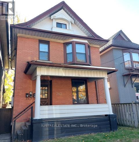 Upper - 2143 Gerrard Street E, Toronto, Ontario  M4E 2C1 - Photo 15 - E12494558