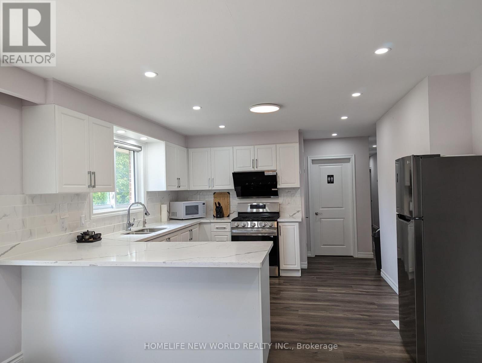 17268 Warden Avenue, Whitchurch-Stouffville, Ontario  L3Y 4W1 - Photo 13 - N12494516