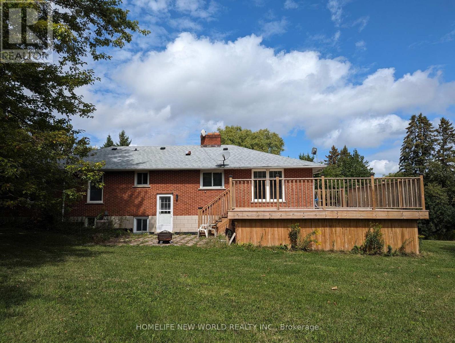 17268 Warden Avenue, Whitchurch-Stouffville, Ontario  L3Y 4W1 - Photo 3 - N12494516