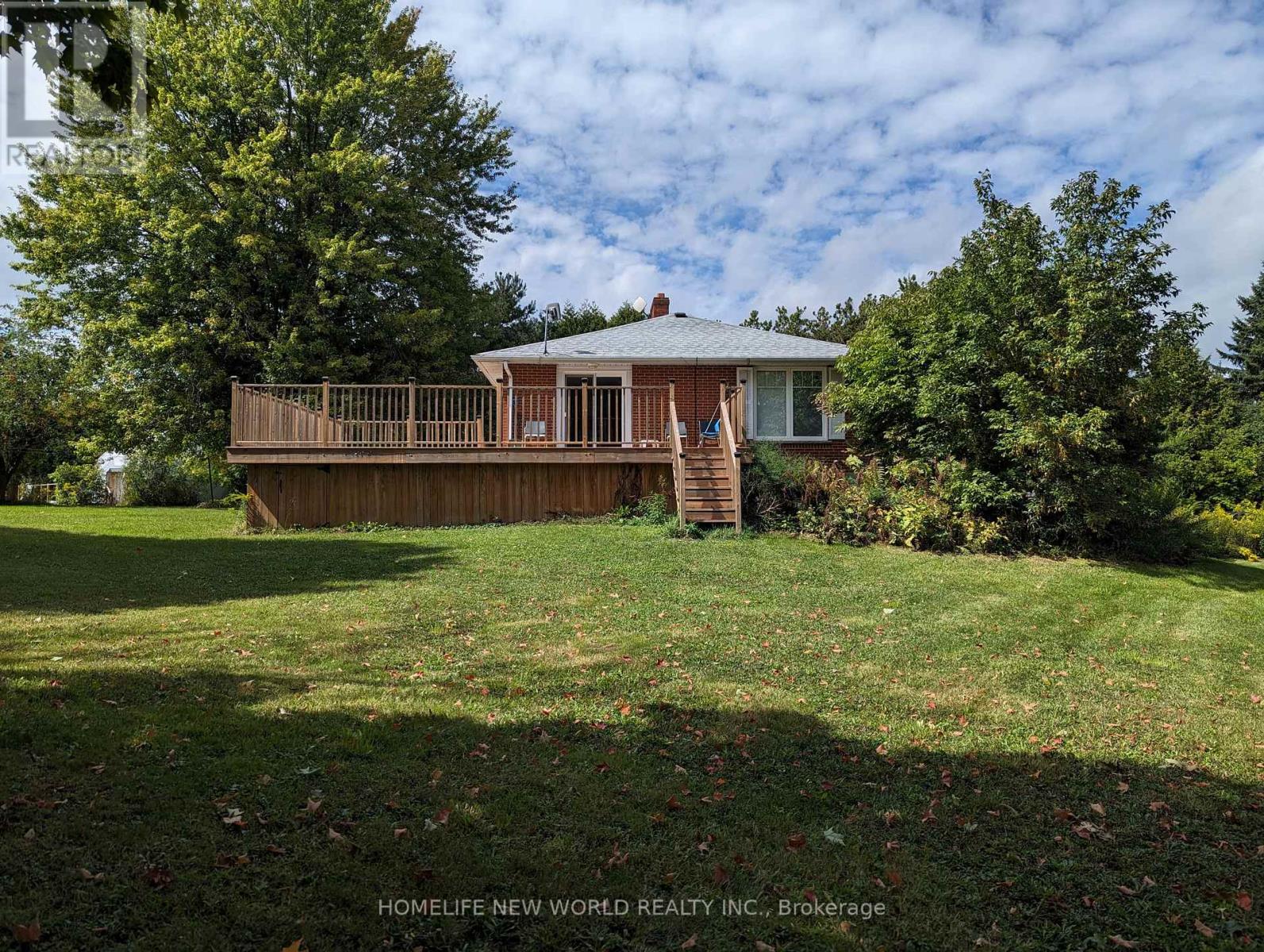 17268 Warden Avenue, Whitchurch-Stouffville, Ontario  L3Y 4W1 - Photo 5 - N12494516