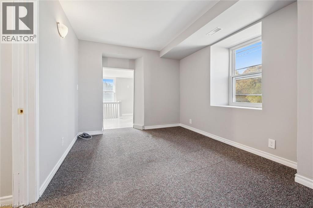 906 King Street E Unit# 1c, Cambridge, Ontario  N3H 3P3 - Photo 3 - 40780260