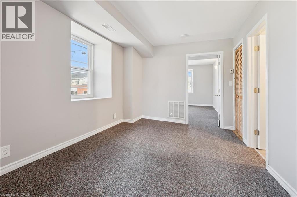 906 King Street E Unit# 1c, Cambridge, Ontario  N3H 3P3 - Photo 4 - 40780260