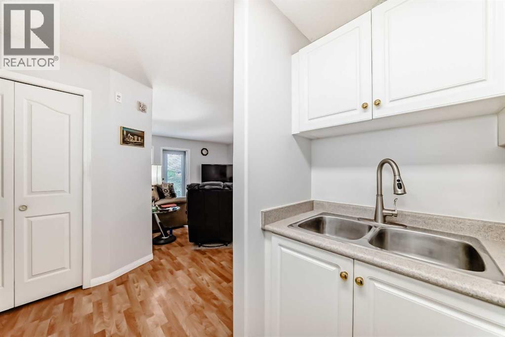 434, 5000 Somervale Court Sw, Calgary, Alberta  T2Y 4M1 - Photo 12 - A2264555