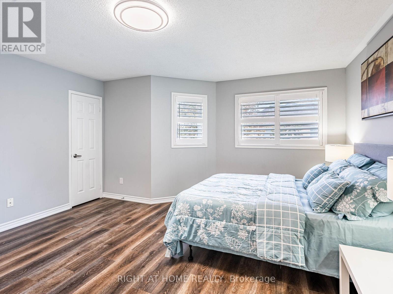 1156 Prestonwood Crescent, Mississauga, Ontario  L5V 2V3 - Photo 26 - W12494508