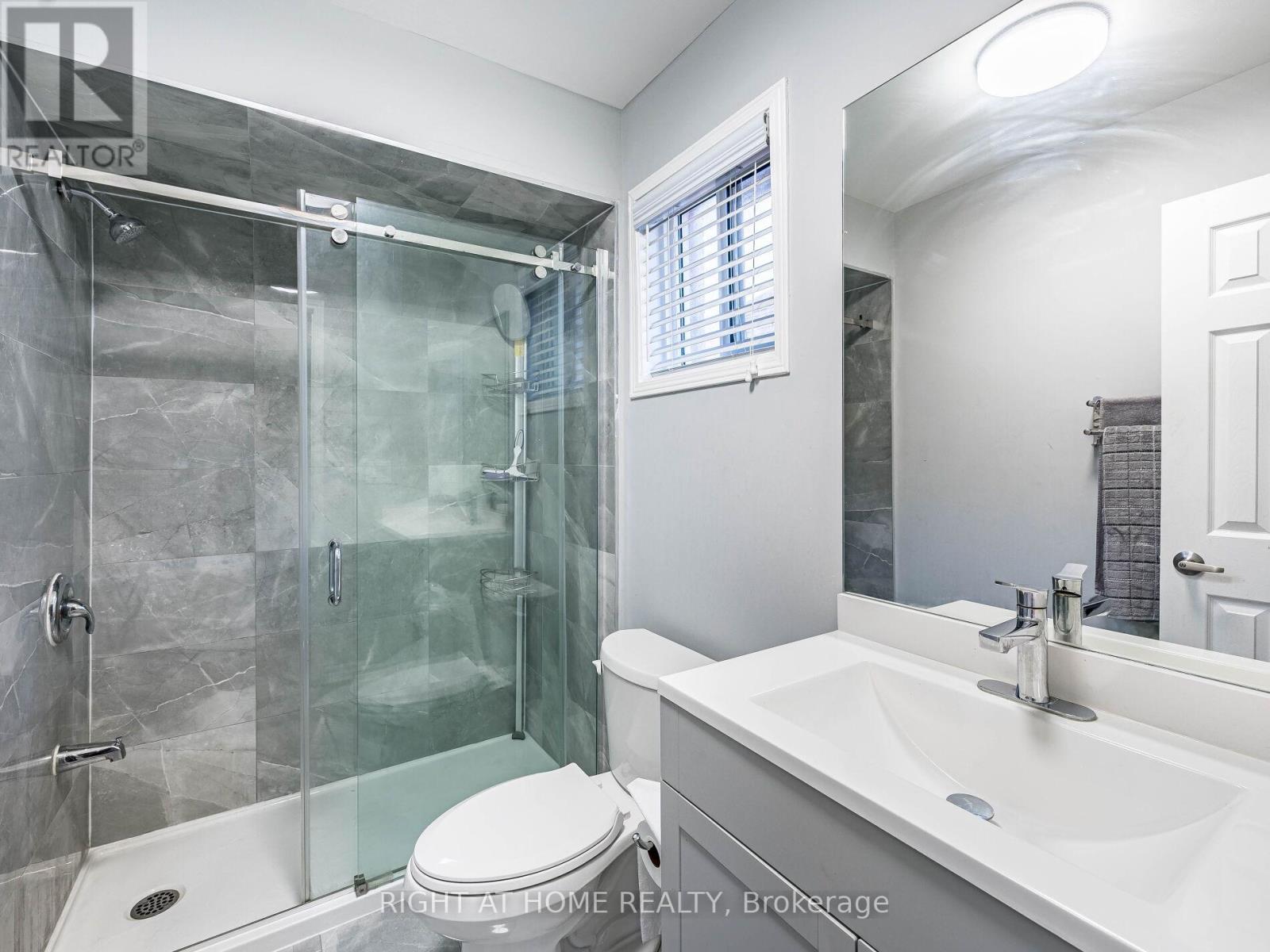 1156 Prestonwood Crescent, Mississauga, Ontario  L5V 2V3 - Photo 27 - W12494508