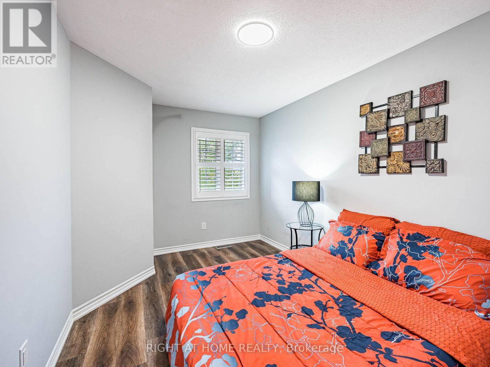 1156 Prestonwood Crescent, Mississauga, Ontario  L5V 2V3 - Photo 32 - W12494508