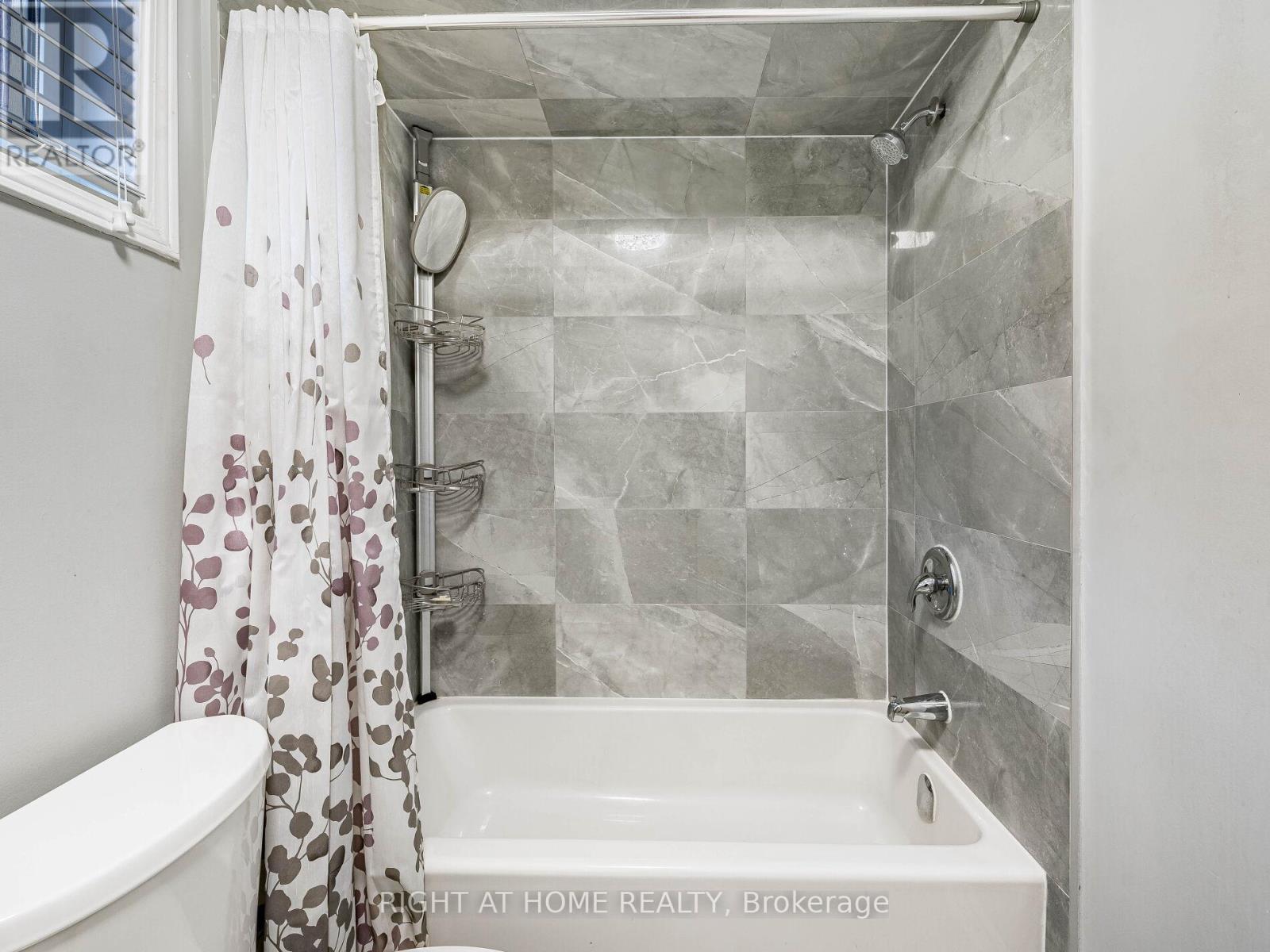 1156 Prestonwood Crescent, Mississauga, Ontario  L5V 2V3 - Photo 36 - W12494508