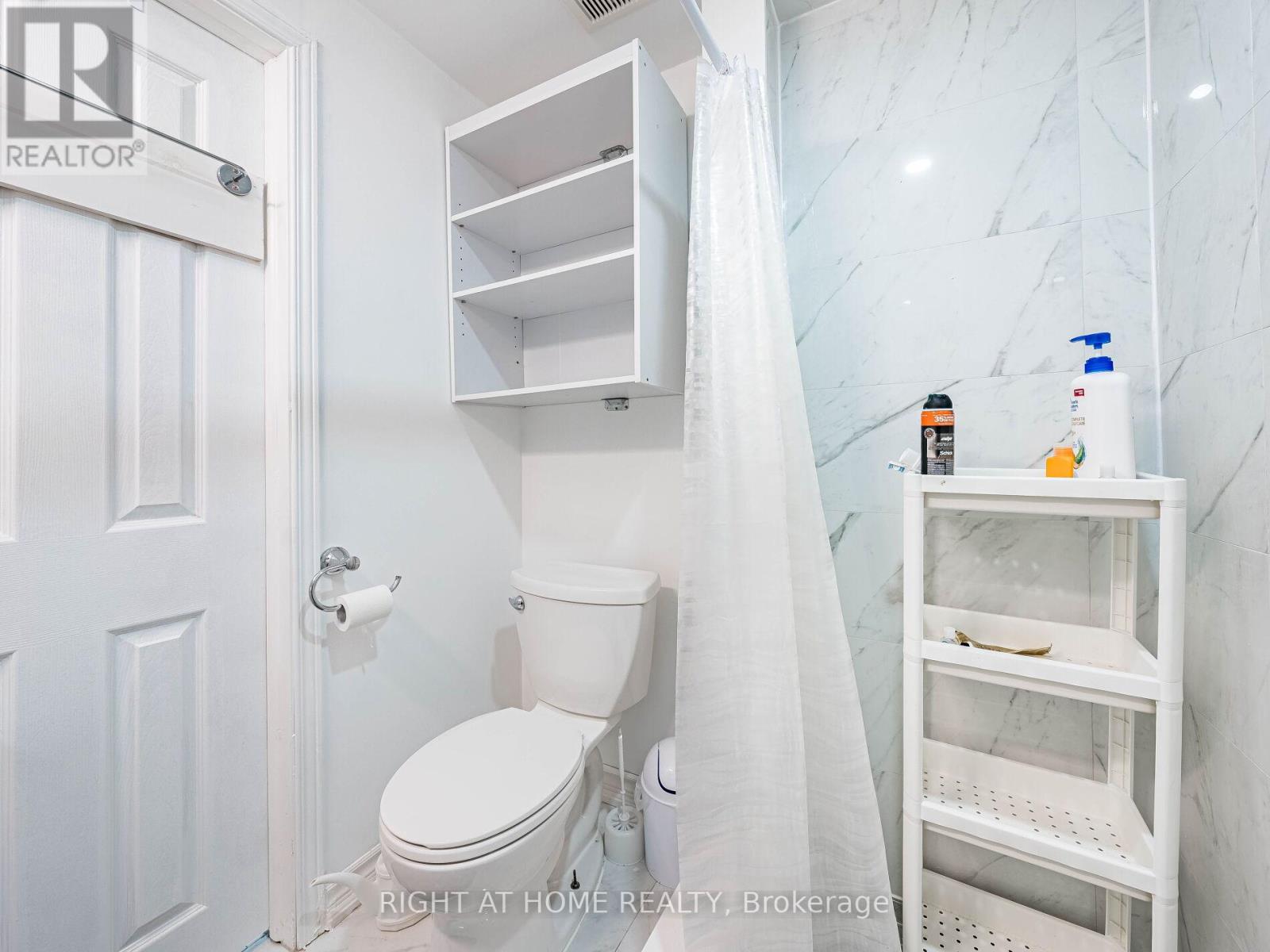 1156 Prestonwood Crescent, Mississauga, Ontario  L5V 2V3 - Photo 43 - W12494508