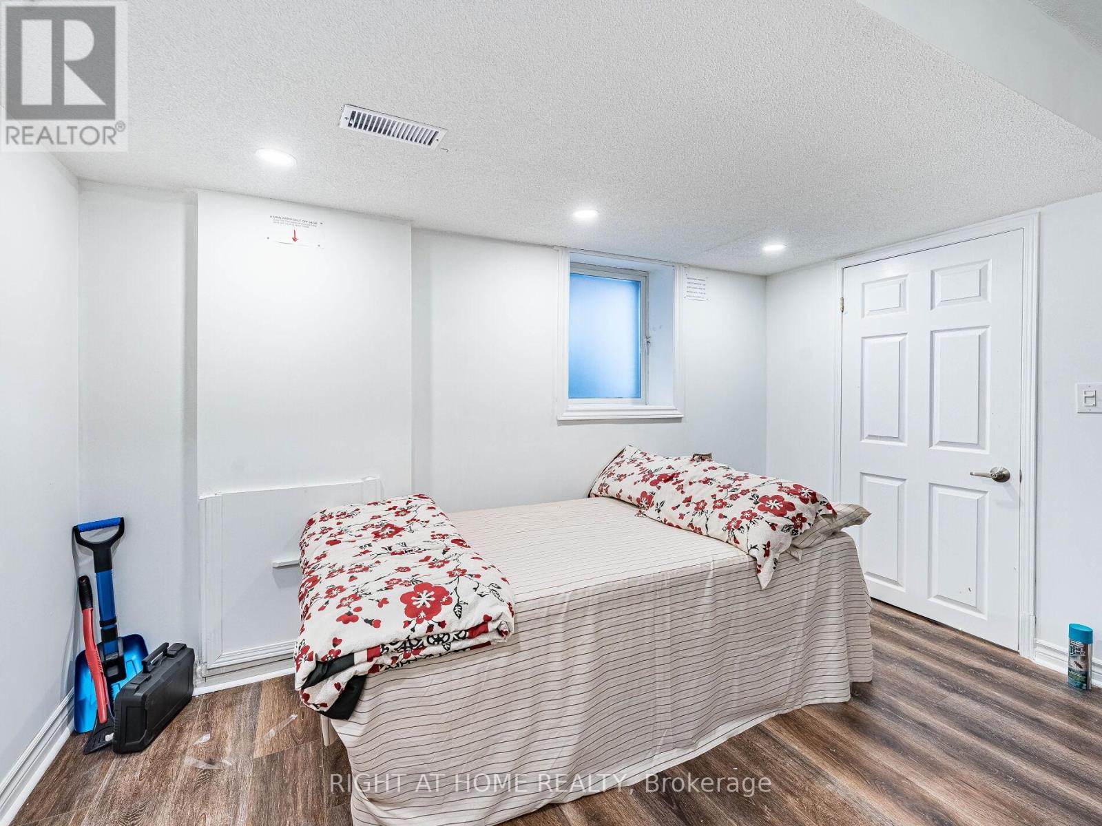 1156 Prestonwood Crescent, Mississauga, Ontario  L5V 2V3 - Photo 44 - W12494508