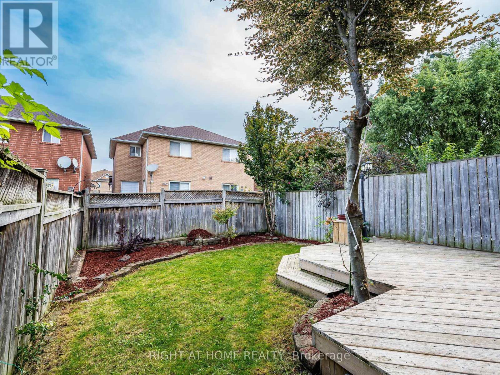 1156 Prestonwood Crescent, Mississauga, Ontario  L5V 2V3 - Photo 48 - W12494508