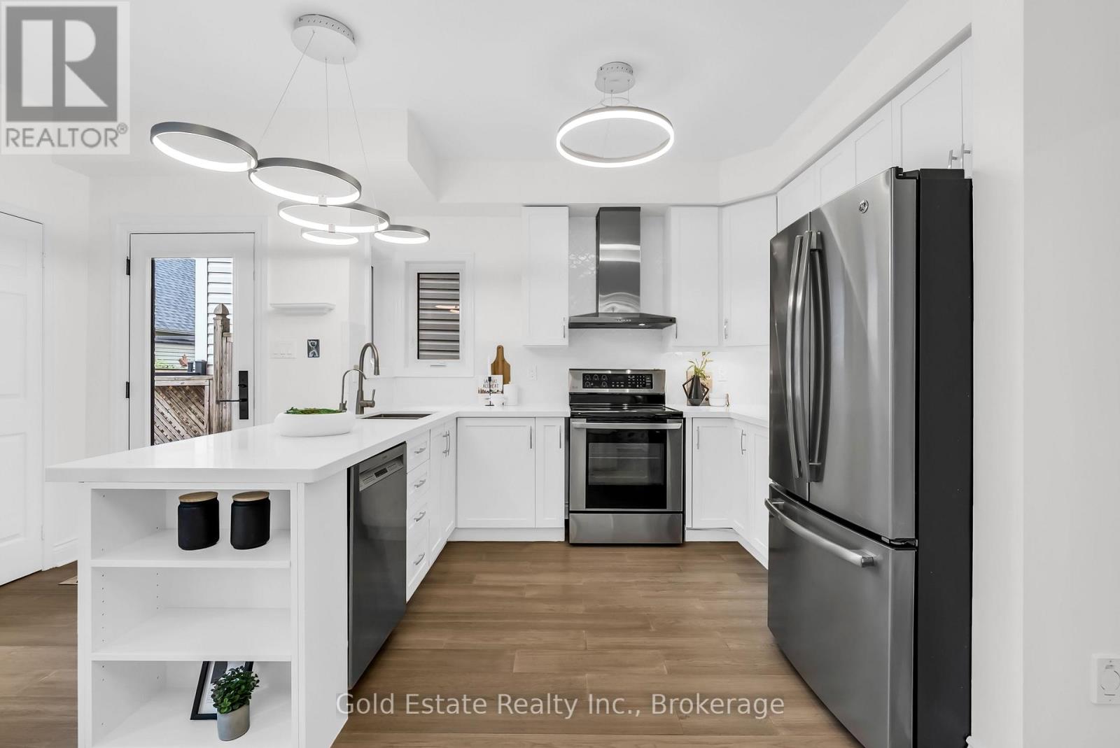 2259 Meadowland Drive N, Oakville, Ontario  L6H 6H3 - Photo 17 - W12494512