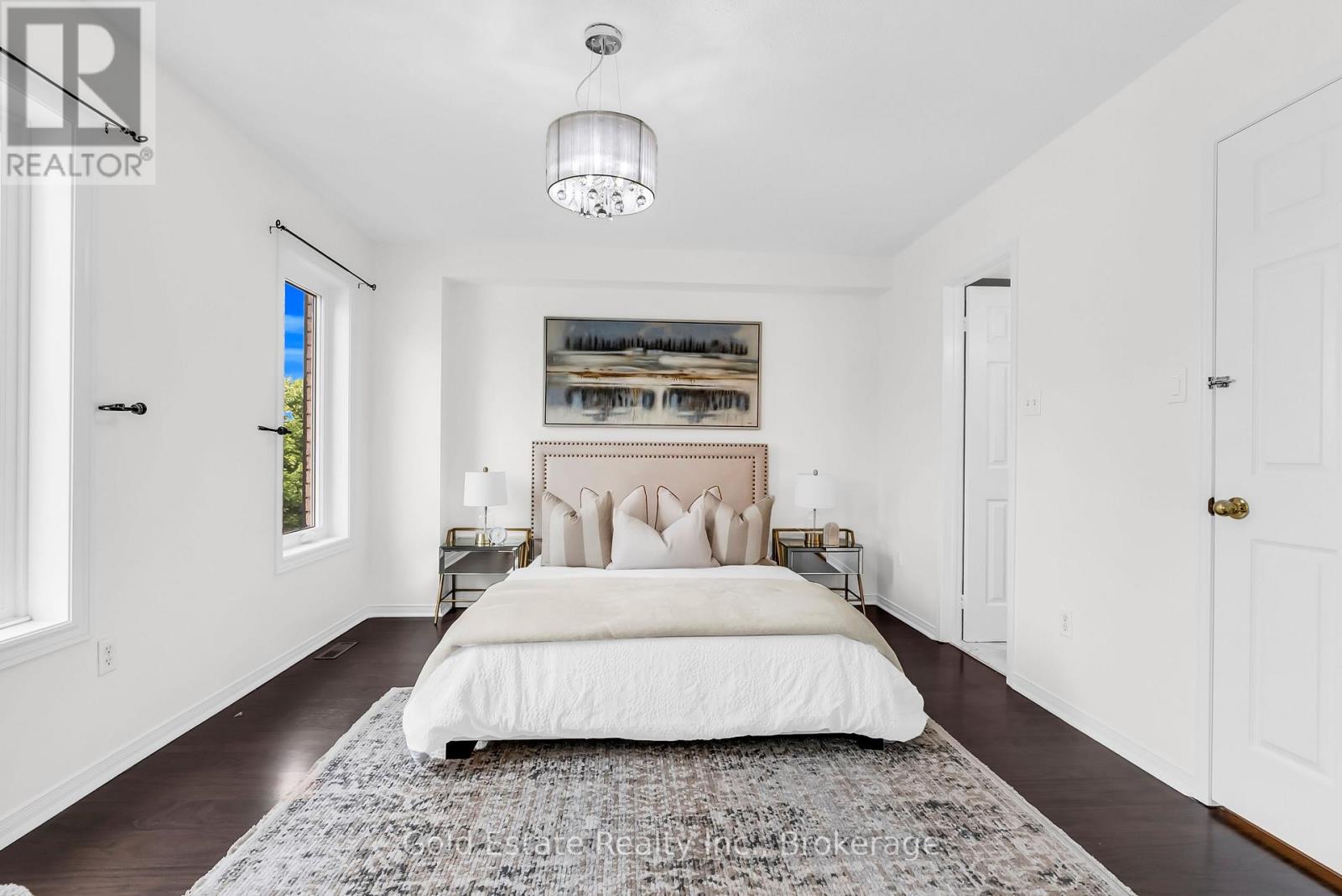 2259 Meadowland Drive N, Oakville, Ontario  L6H 6H3 - Photo 24 - W12494512