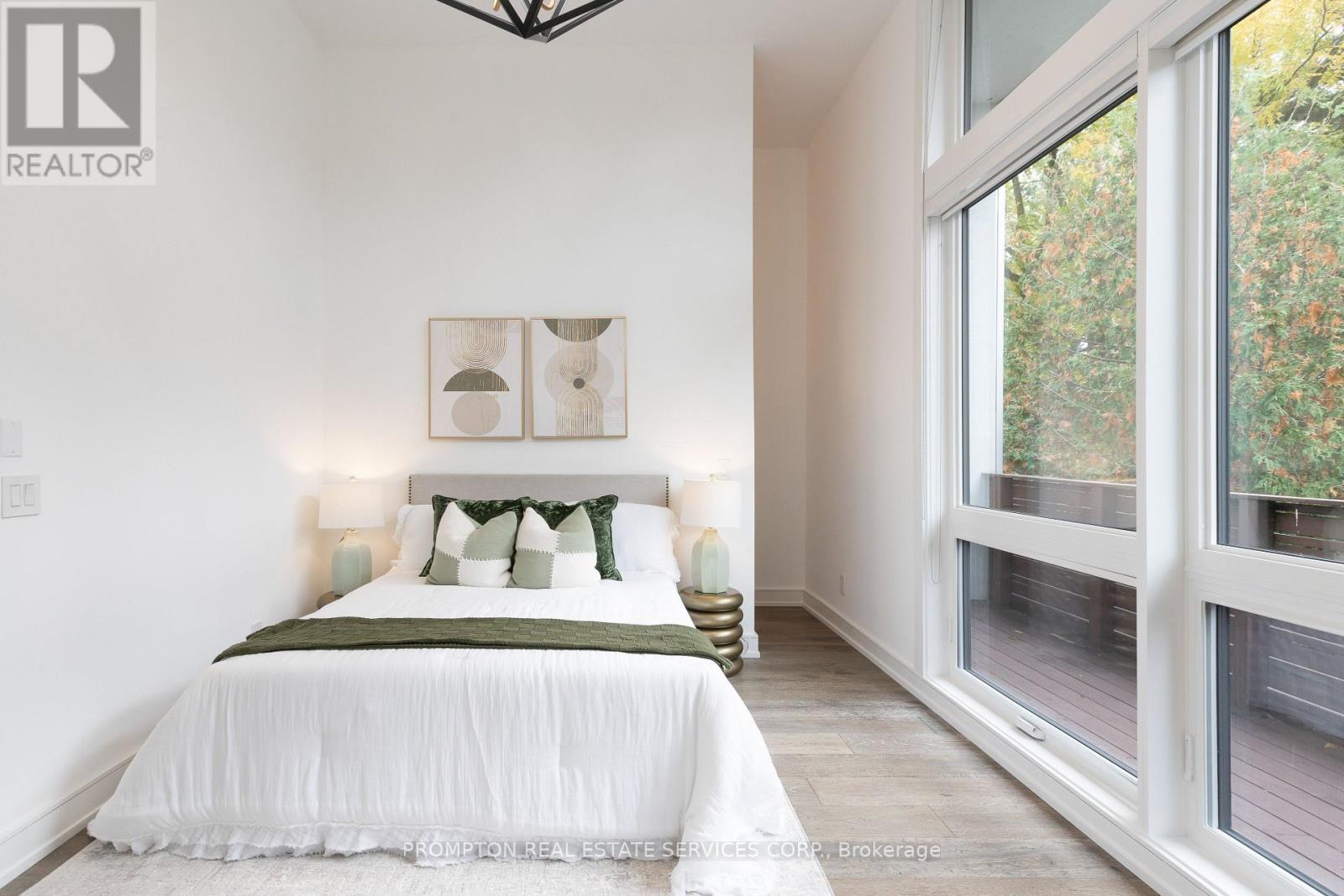 65 Harshaw Avenue, Toronto, Ontario  M6S 1X9 - Photo 17 - W12494520