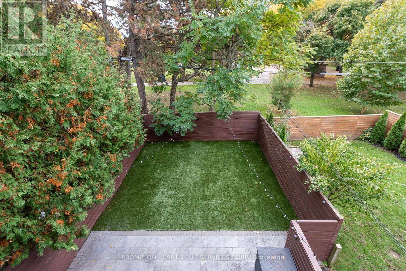 65 Harshaw Avenue, Toronto, Ontario  M6S 1X9 - Photo 18 - W12494520