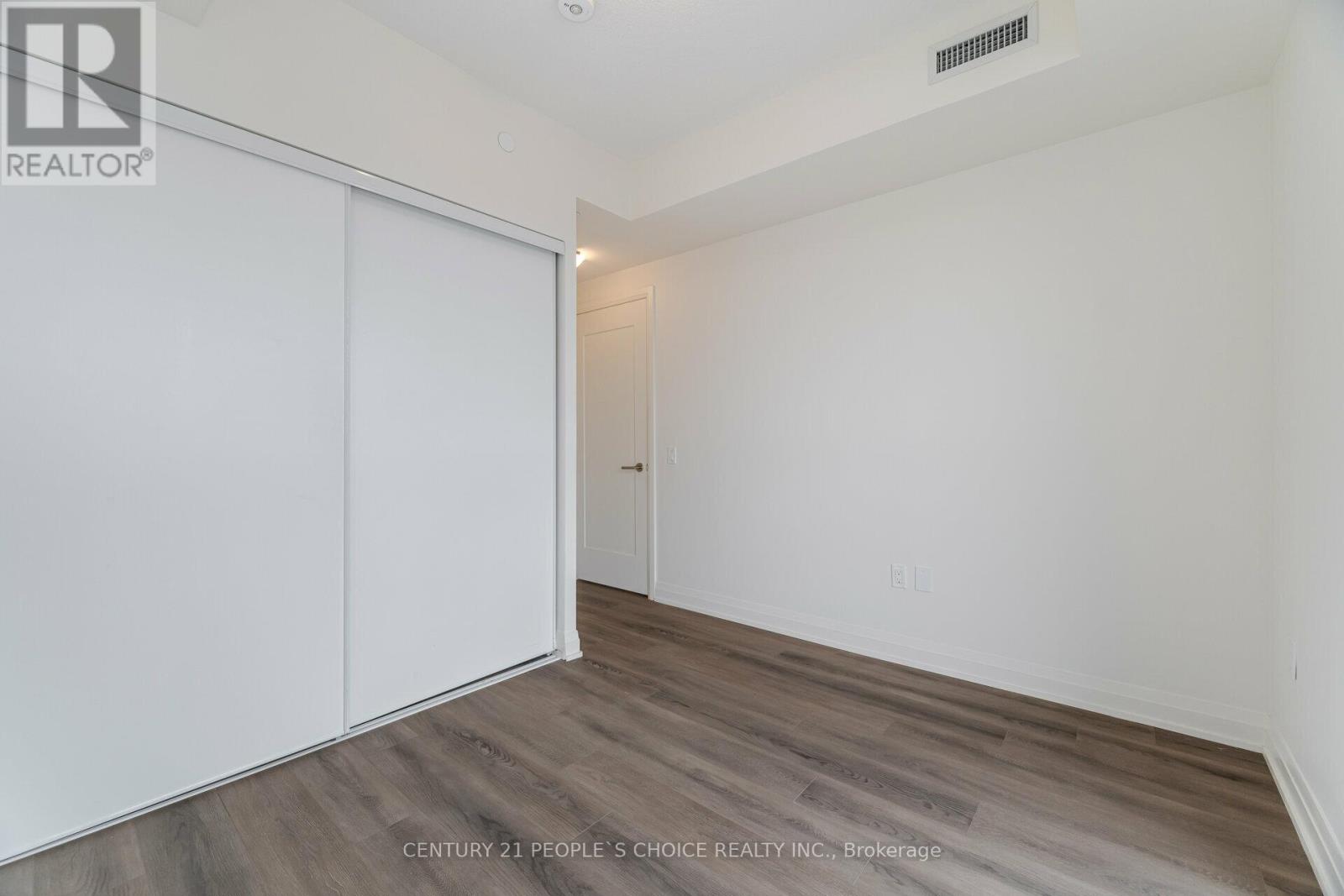 711 - 509 Dundas Street W, Oakville, Ontario  L6M 4M2 - Photo 24 - W12494532