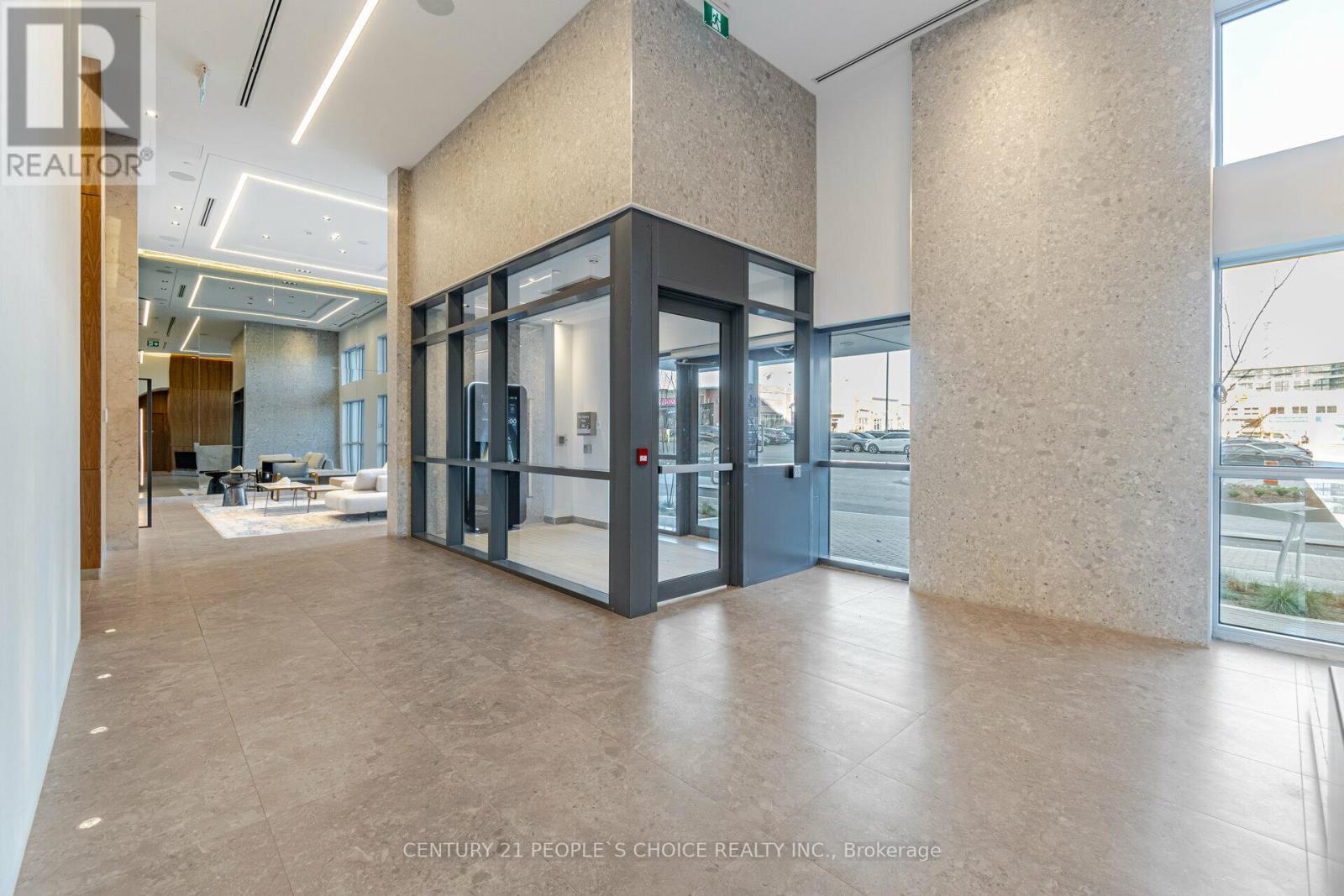 711 - 509 Dundas Street W, Oakville, Ontario  L6M 4M2 - Photo 4 - W12494532