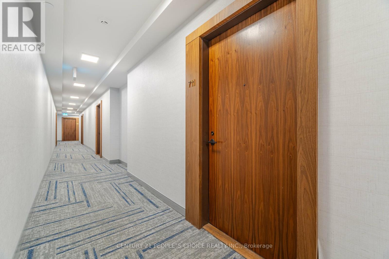 711 - 509 Dundas Street W, Oakville, Ontario  L6M 4M2 - Photo 6 - W12494532