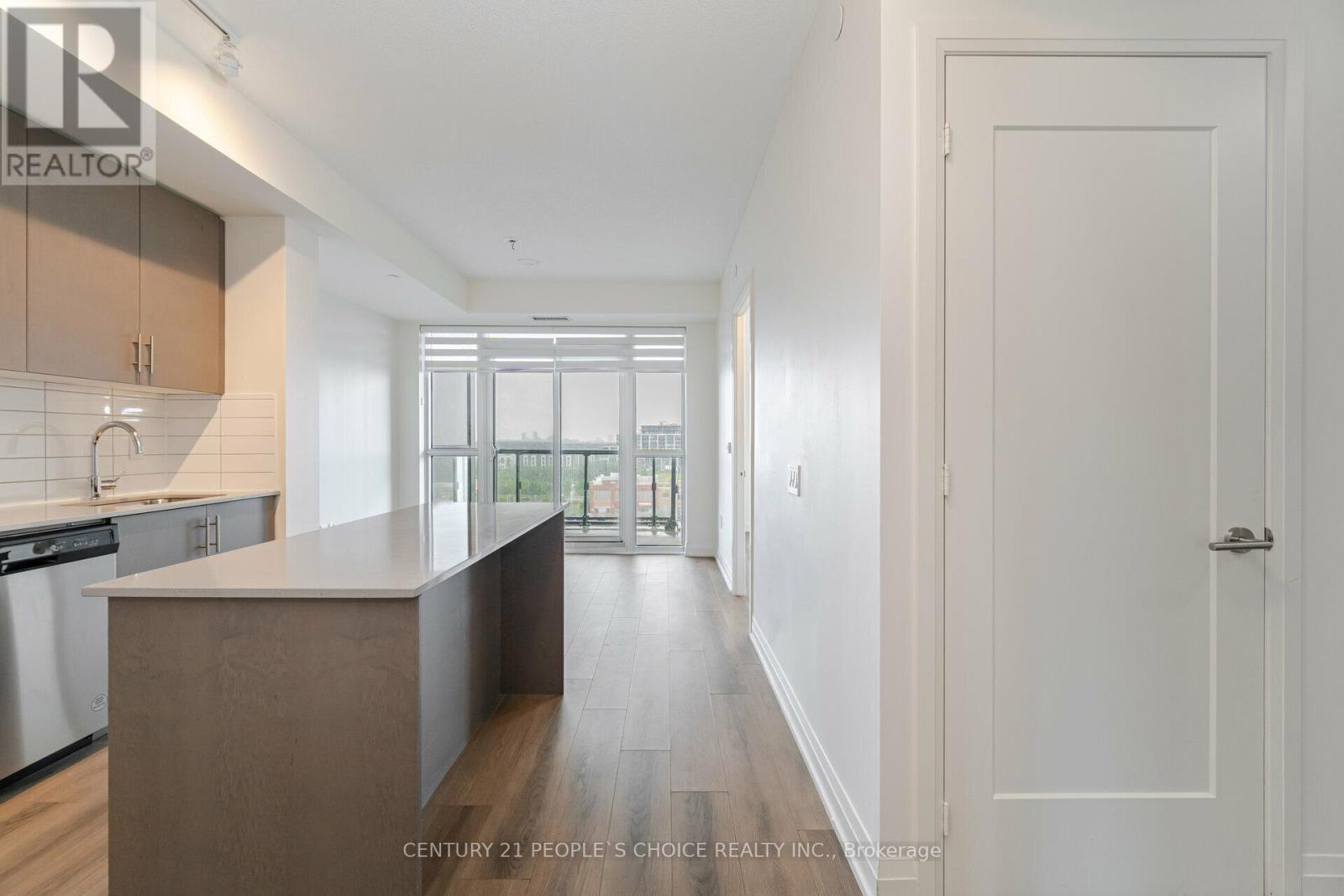 711 - 509 Dundas Street W, Oakville, Ontario  L6M 4M2 - Photo 7 - W12494532