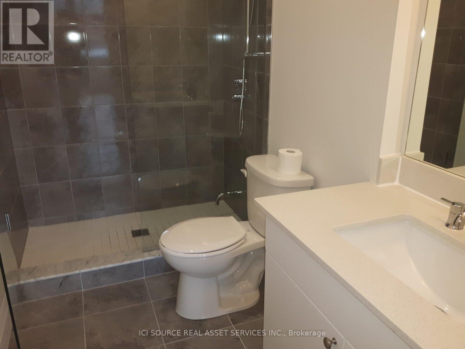 208 - 200 Woodbine Avenue, Toronto, Ontario  M4L 3P2 - Photo 15 - E12494582