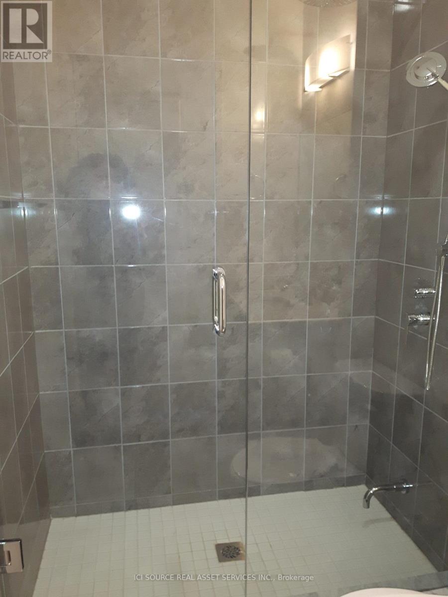 208 - 200 Woodbine Avenue, Toronto, Ontario  M4L 3P2 - Photo 16 - E12494582