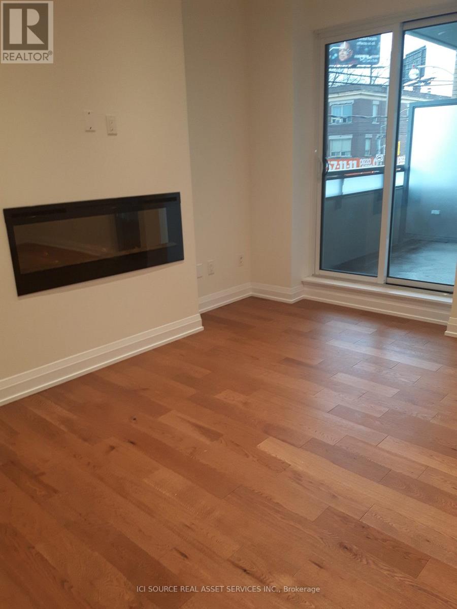 208 - 200 Woodbine Avenue, Toronto, Ontario  M4L 3P2 - Photo 5 - E12494582