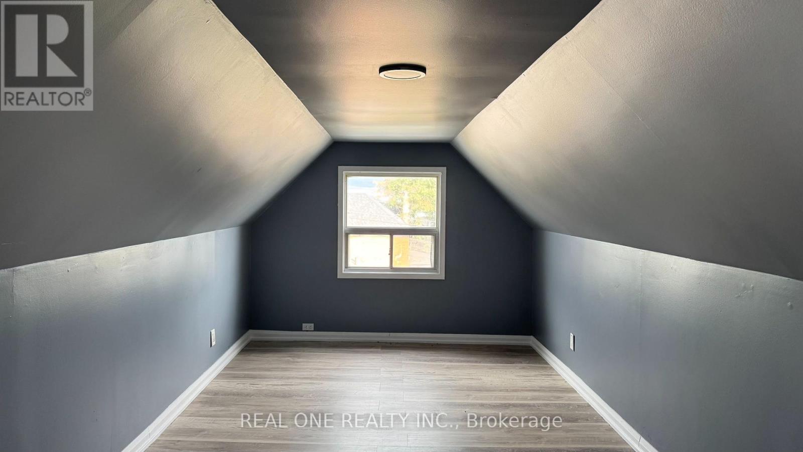 4 Fife Street, Hamilton, Ontario  L8L 1W8 - Photo 26 - X12494534