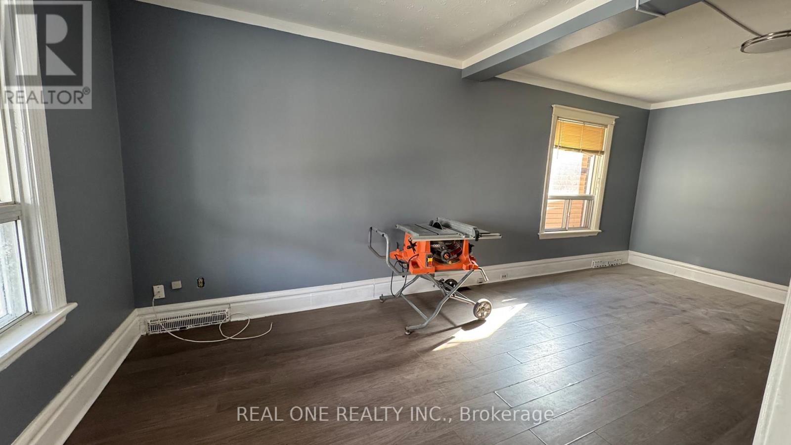 4 Fife Street, Hamilton, Ontario  L8L 1W8 - Photo 7 - X12494534