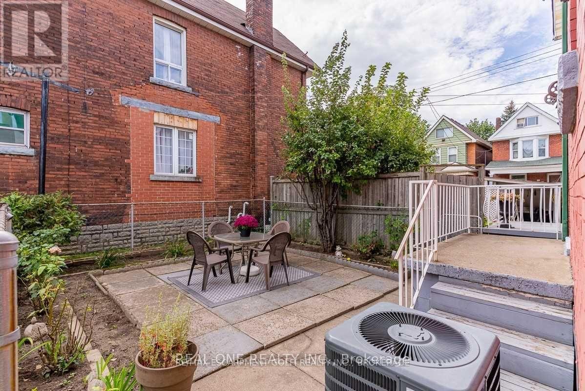 4 Fife Street, Hamilton, Ontario  L8L 1W8 - Photo 27 - X12494542