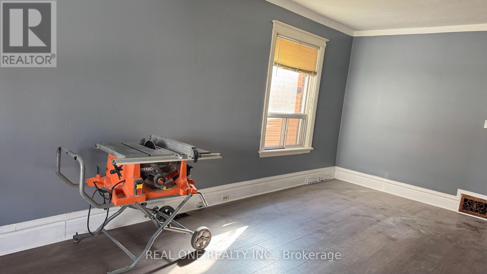 4 Fife Street, Hamilton, Ontario  L8L 1W8 - Photo 7 - X12494542