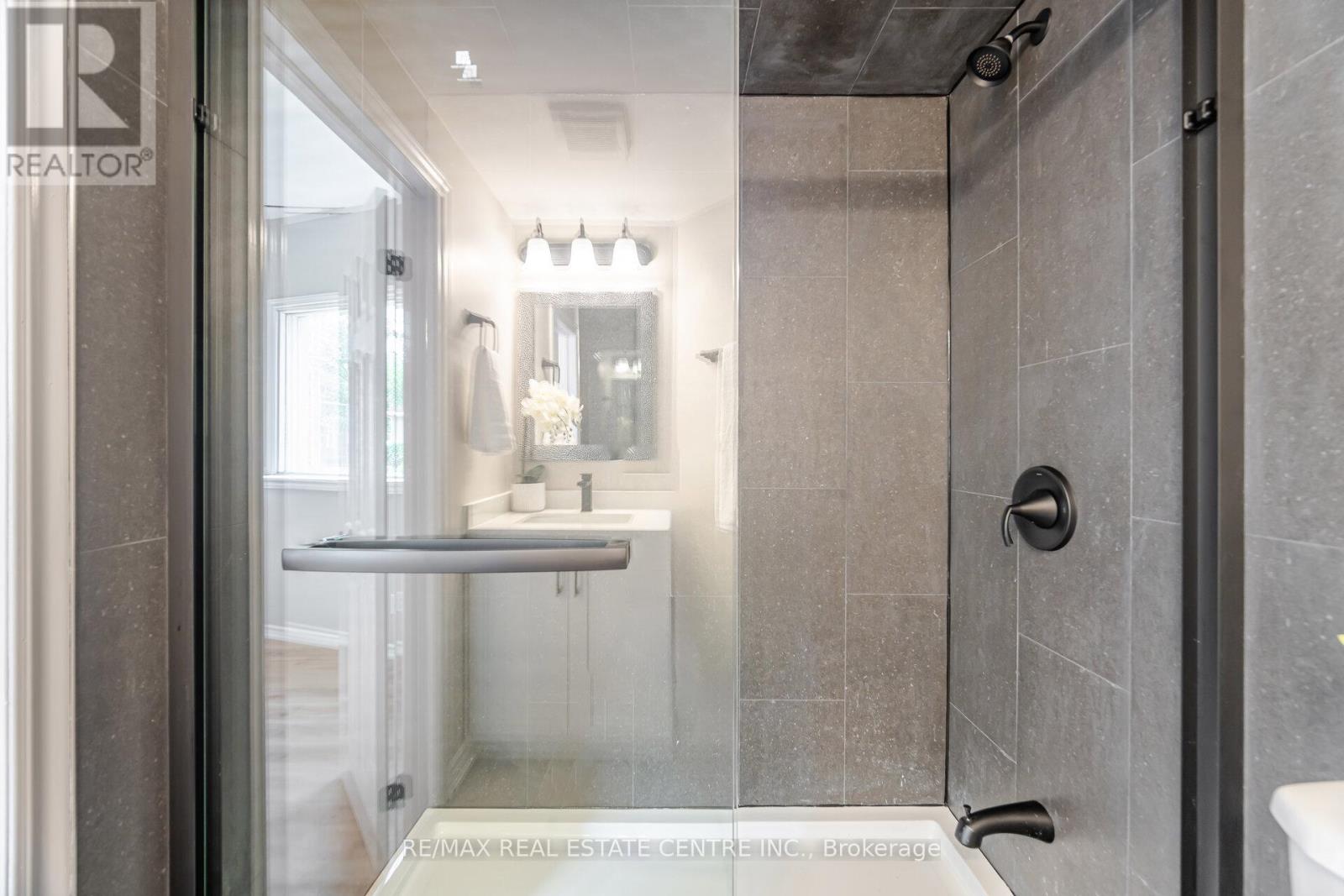 1 Ontario Street, Guelph, Ontario  N1E 3A9 - Photo 33 - X12494572