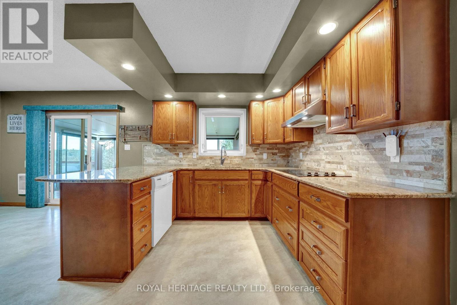 9672 Walker Road, Port Hope, Ontario  L0A 1B0 - Photo 11 - X12427116