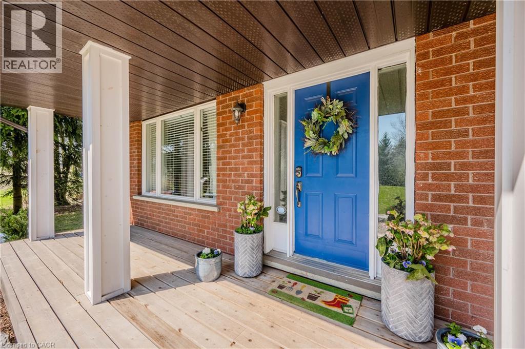 4032 Maddaugh Road, Puslinch, Ontario  N0B 2J0 - Photo 3 - 40760560