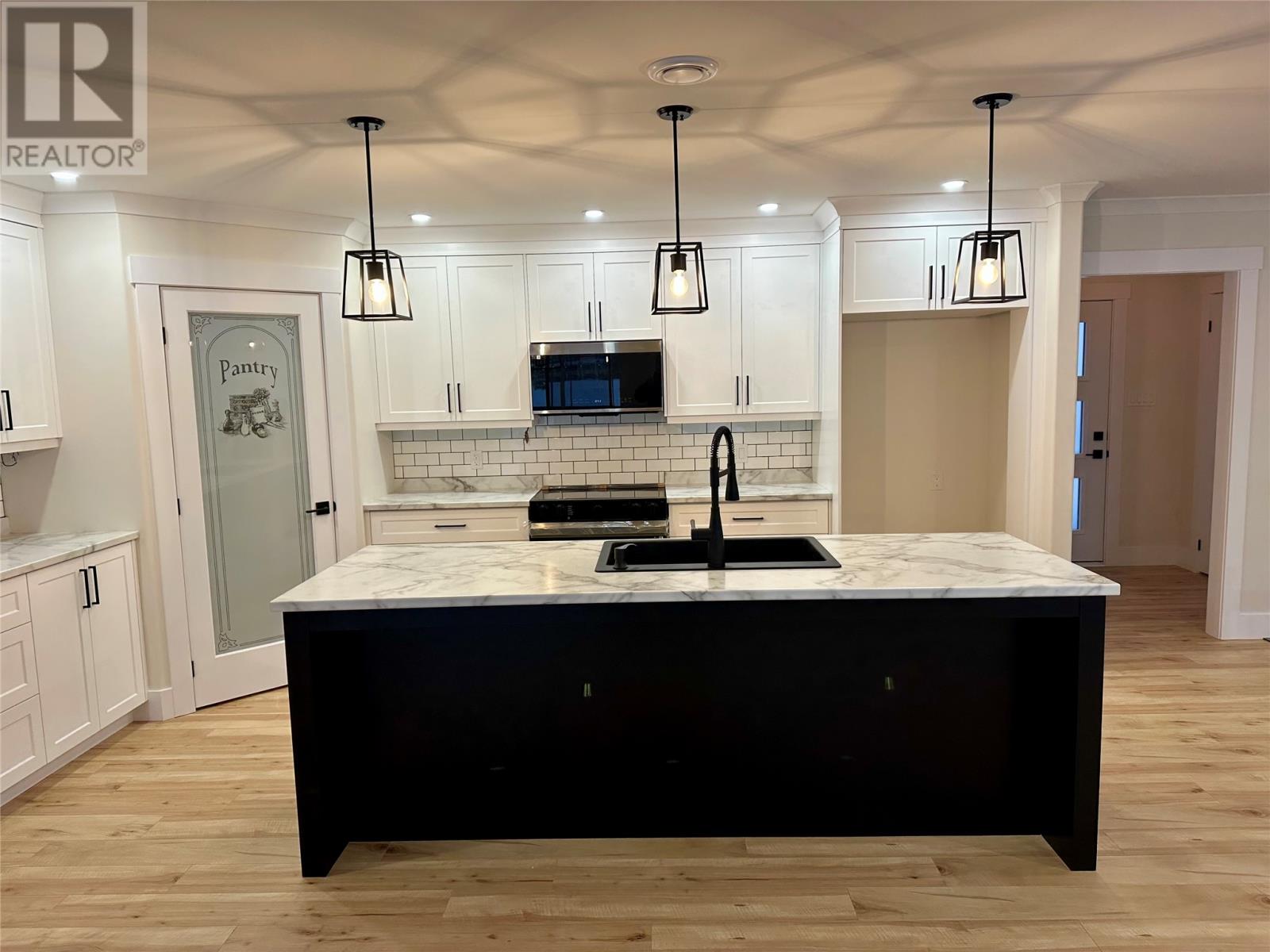 304 Blandford Street, Gander, Newfoundland & Labrador  A1V 0A4 - Photo 3 - 1292132