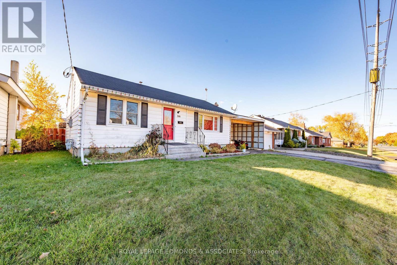 386 Fraser Street, Pembroke, Ontario  K8A 1Y6 - Photo 2 - X12494612