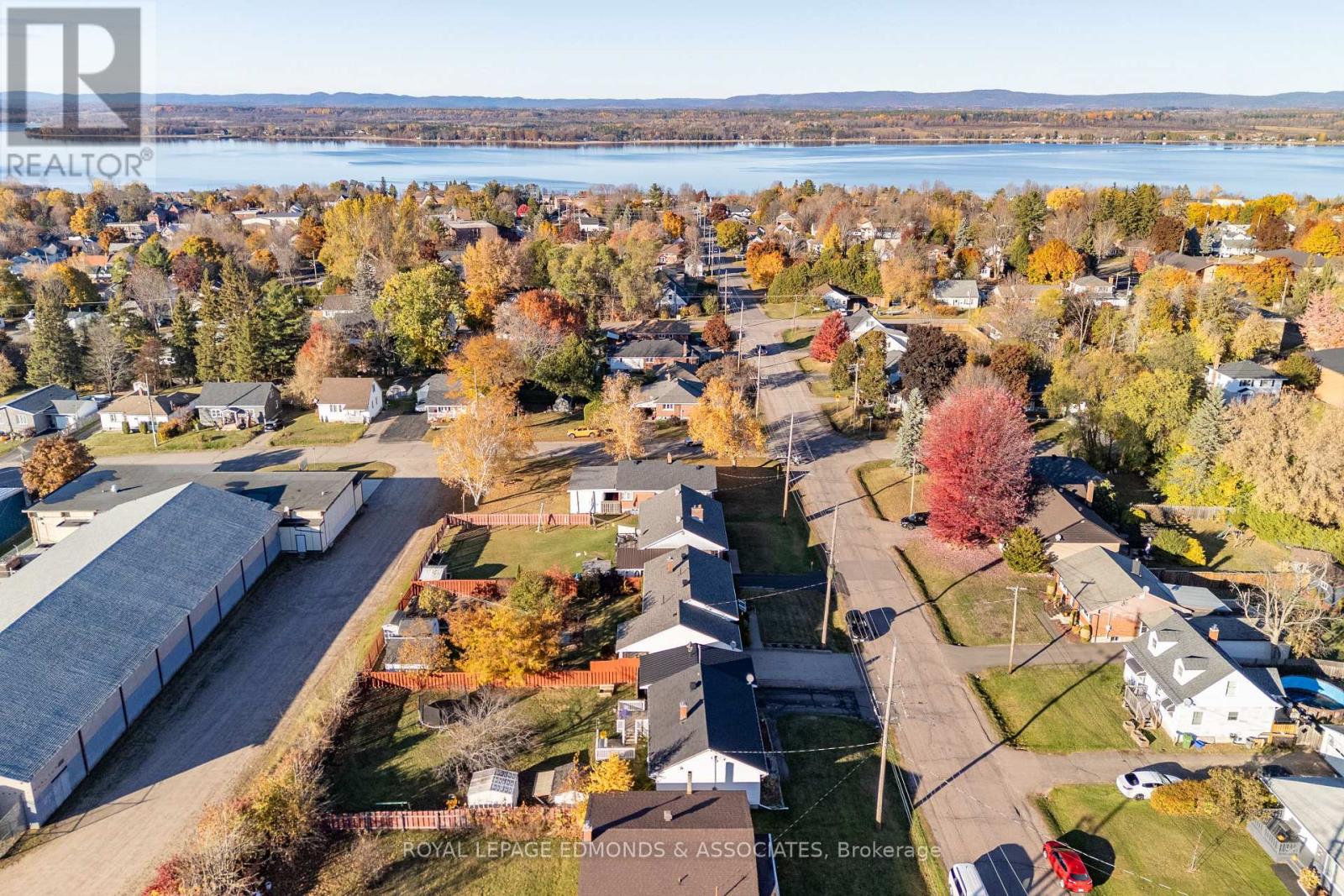 386 Fraser Street, Pembroke, Ontario  K8A 1Y6 - Photo 29 - X12494612