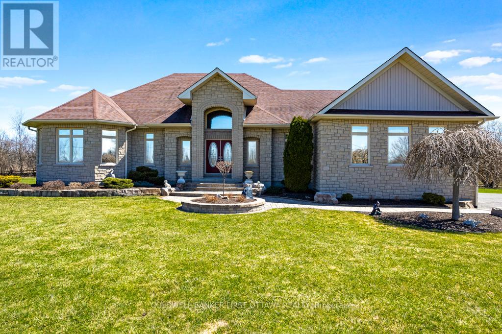 556 WEST POINT DRIVE, Drummond/North Elmsley, Ontario