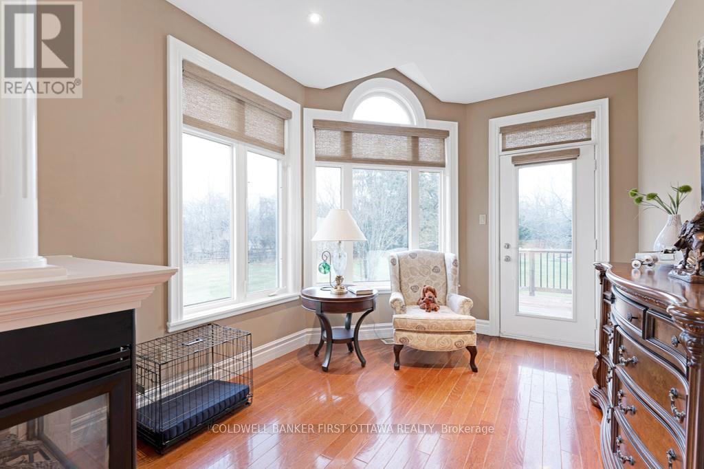 556 West Point Drive, Drummond/north Elmsley, Ontario  K7H 3C7 - Photo 21 - X12494588