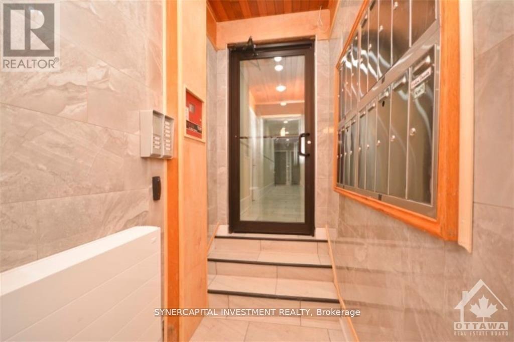 393 Nelson Street, Ottawa, Ontario  K1N 7S6 - Photo 18 - X12494626