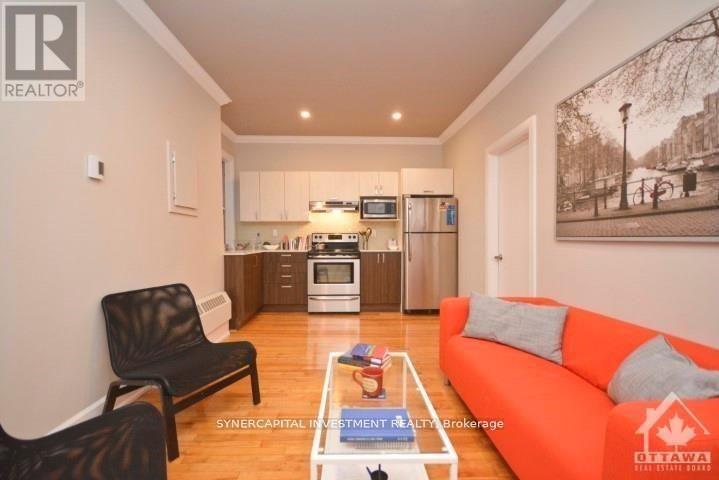 393 Nelson Street, Ottawa, Ontario  K1N 7S6 - Photo 2 - X12494626
