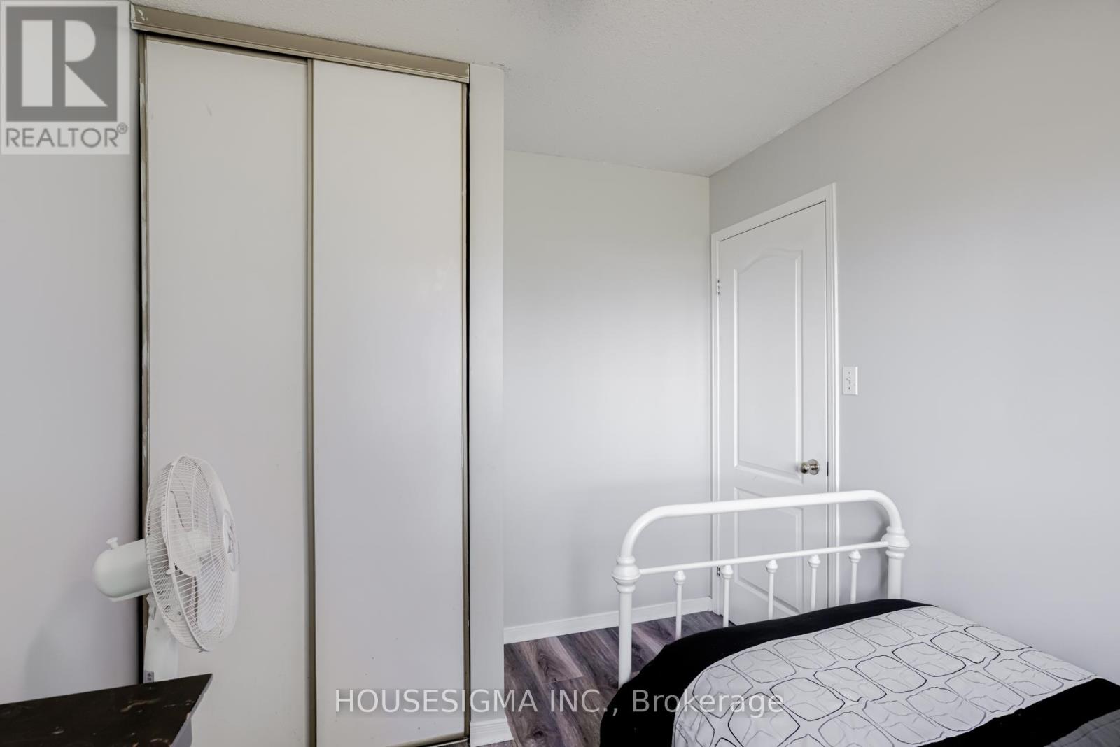 61 - 31 Parkview Drive, Orangeville, Ontario  L9W 4J1 - Photo 13 - W12468928