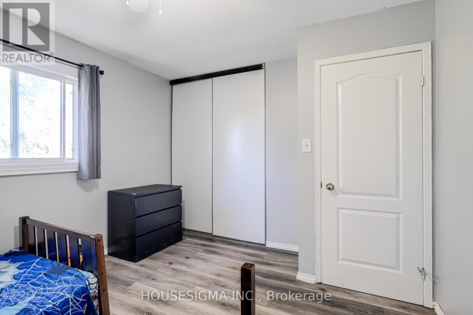 61 - 31 Parkview Drive, Orangeville, Ontario  L9W 4J1 - Photo 11 - W12468928