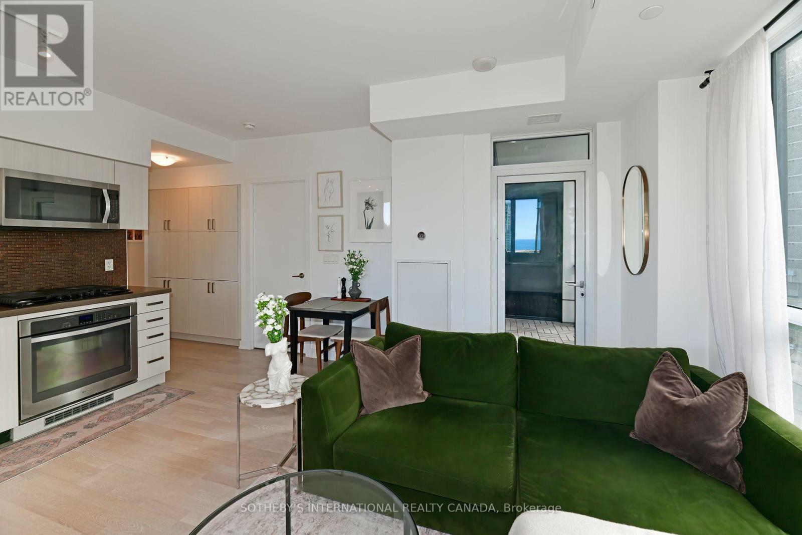 326 - 501 St Clair Avenue W, Toronto, Ontario  M5P 0A2 - Photo 10 - C12493868