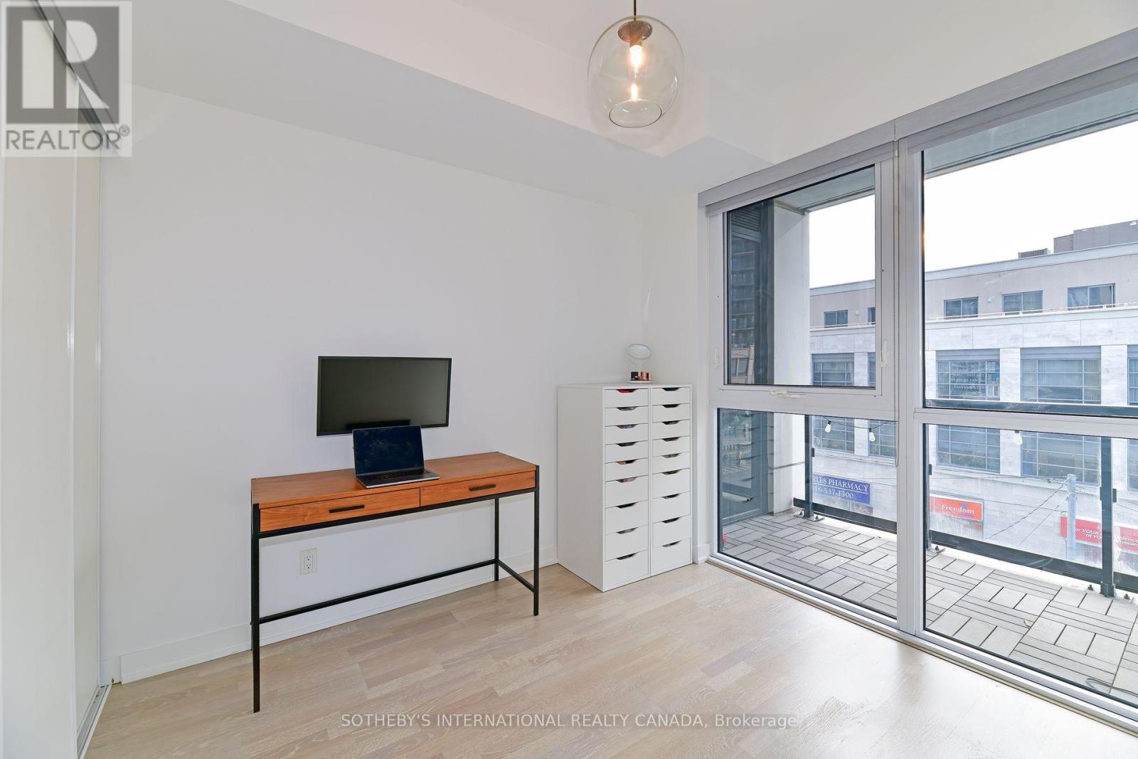 326 - 501 St Clair Avenue W, Toronto, Ontario  M5P 0A2 - Photo 17 - C12493868