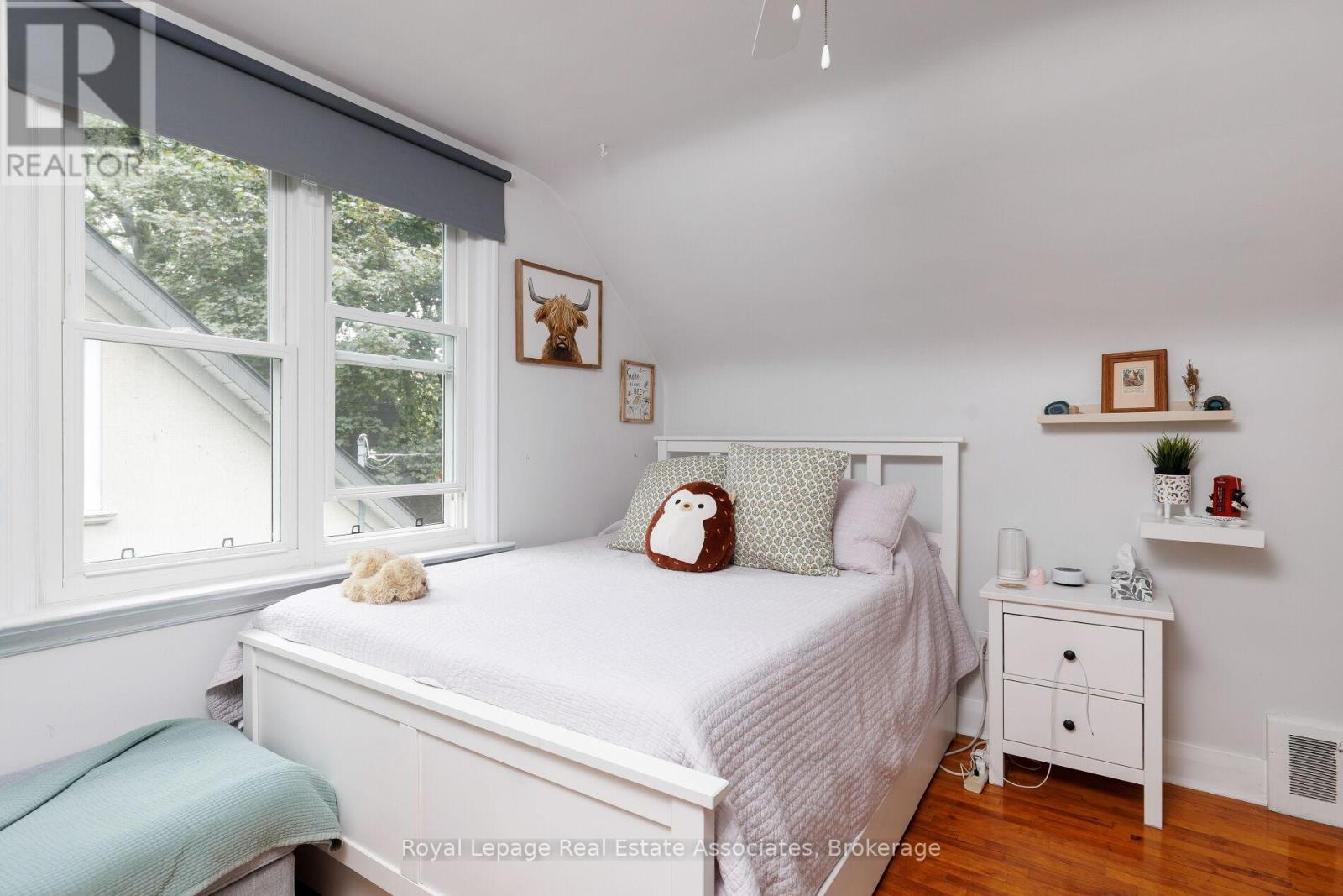 7 Maybourne Avenue, Toronto, Ontario  M1L 2V6 - Photo 33 - E12433744